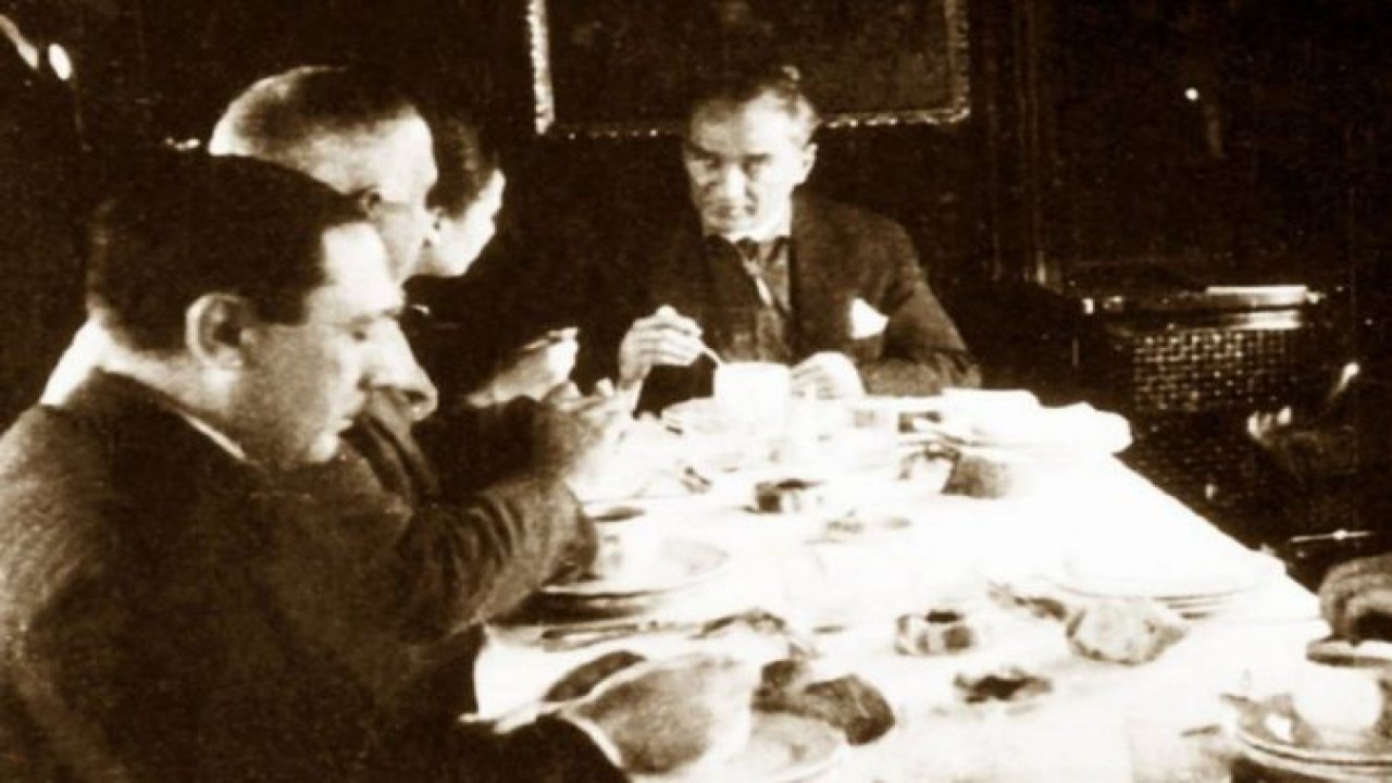 Atatürk'ün Beslenme Alışkanlığı ve Sevdiği Yemekler! İşte Dikkat ettiği Diyetin Ayrıntıları...