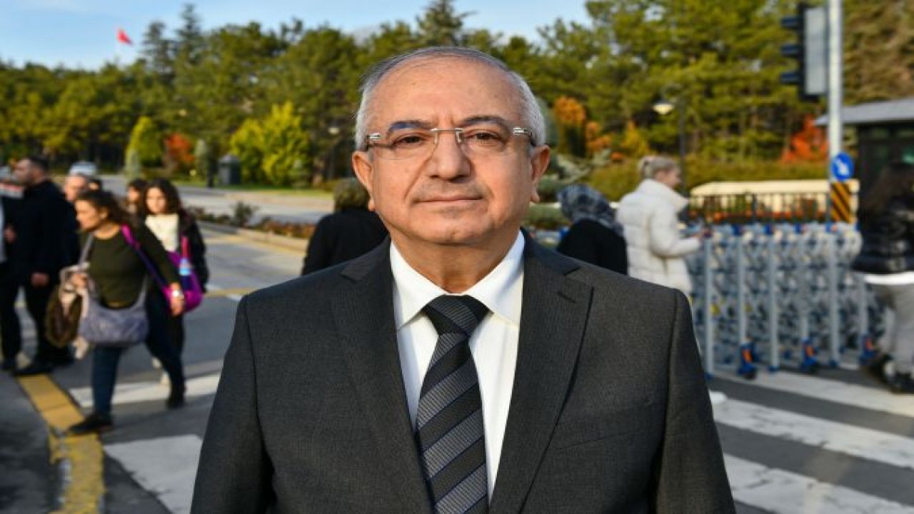 Ankara Haber; EGO Genel Müdürlüğü 80. Yaşını Kutluyor! EGO Genel Müdürü Nihat Alkaş Anıtkabir'de...