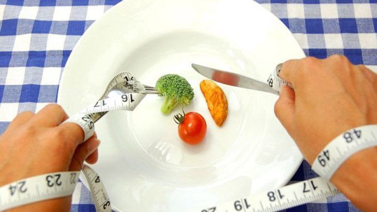 Kalorisiz Beslenme Modeli Nedir? Aç Kalmadan Nasıl Kilo Verilir? Nelere Dikkat Edilmeli?