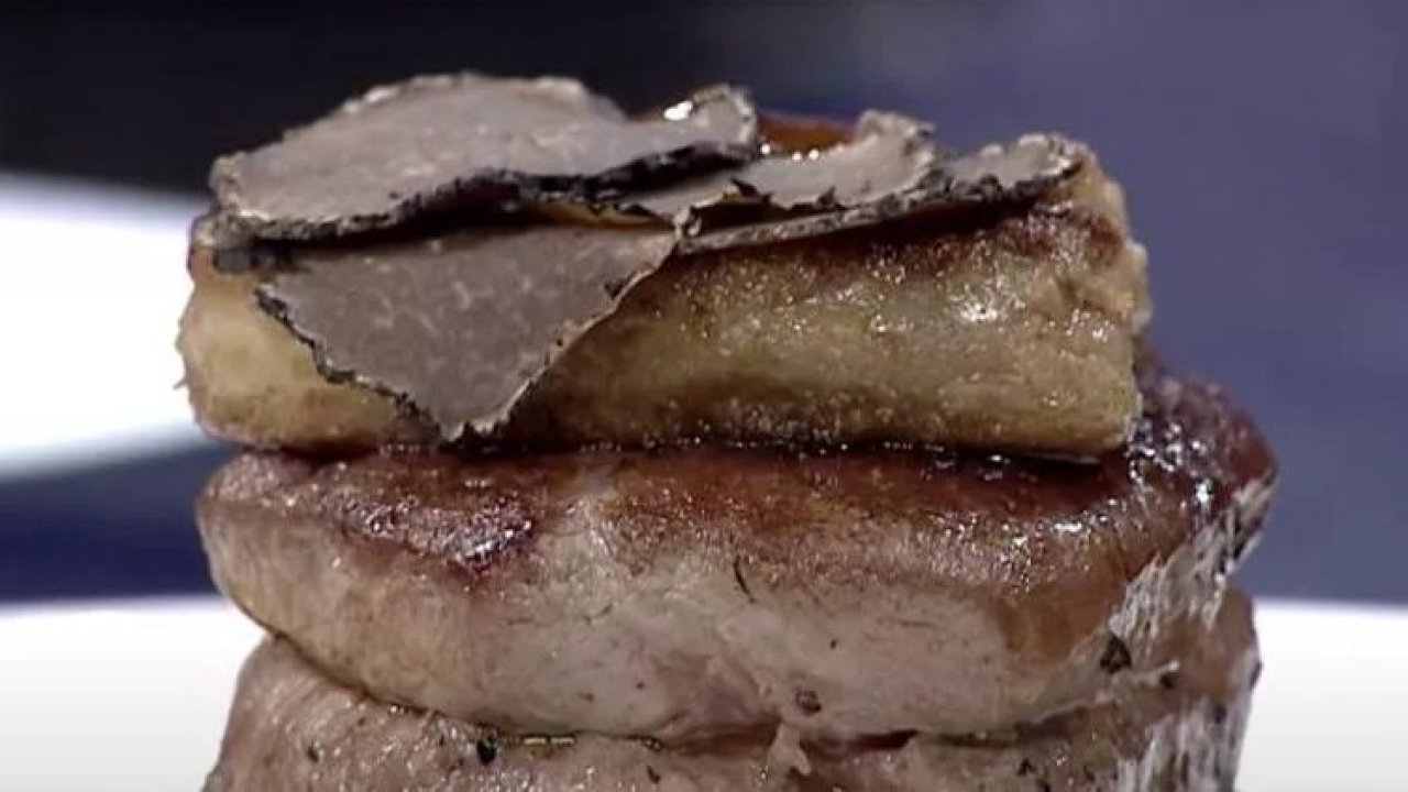 MasterChef Tournedos Alla Rossini Tarifi Merak Uyandırdı! Meğer Fransız Mutfağında Bu Şekilde Yapılıyormuş! İşte Tournedos Rossini Nasıl Yapılır, Malzemeleri Nelerdir?