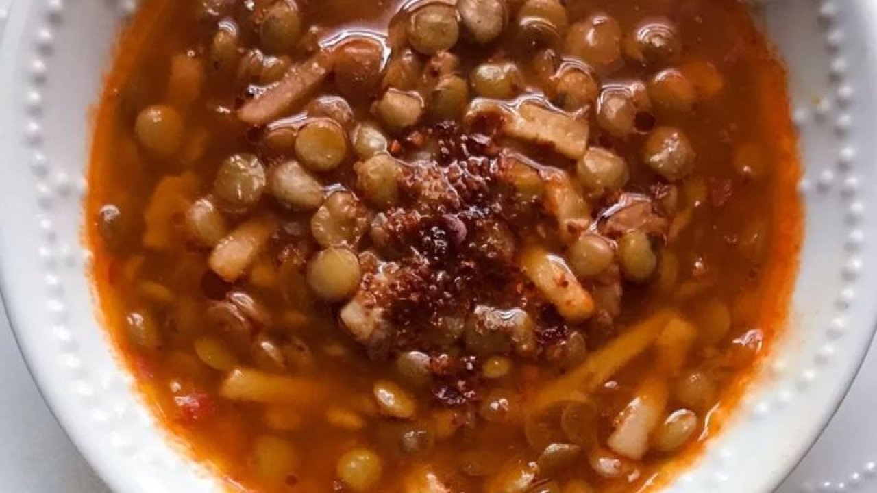 Bu Çorbadan 2 Kaşık Alan Hastalık Yaşamaz! Tadı Damaklarınızda Şölen Yaratacak; Çocuklarınız Her Gün İsteyecek! Hemen Tezgahlara Geçin…