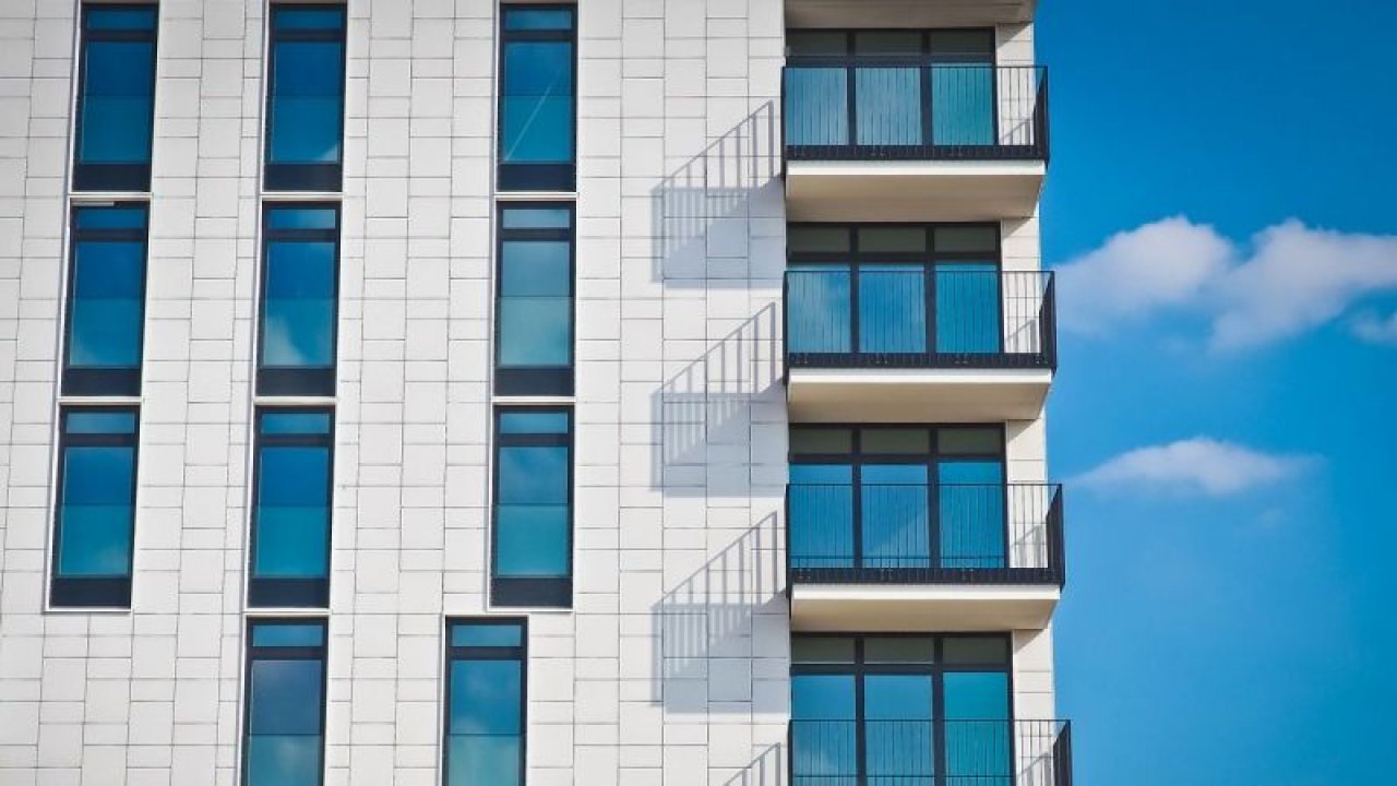 Sararan Pimapen Nasıl Temizlenir, Beyazlatılır? Karbonat ve limon karışımı ile Pimapen nasıl beyazlatılır? PVC neden sararır?