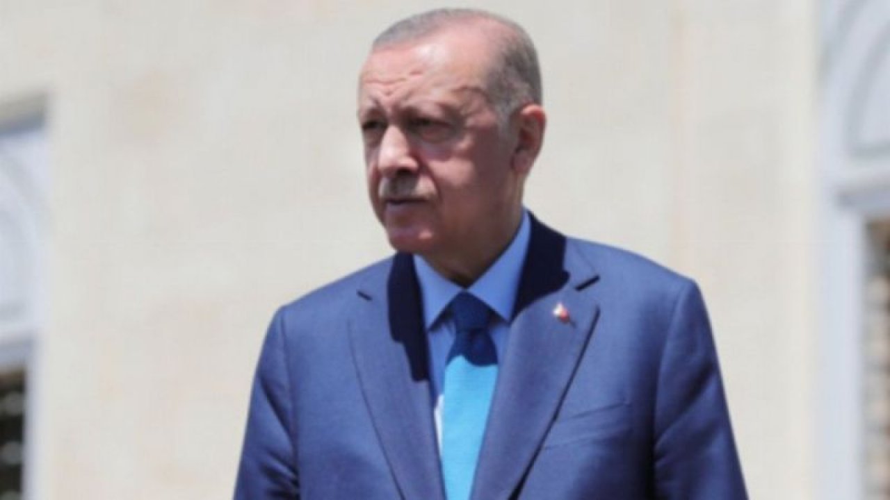 Cumhurbaşkanı Erdoğan: Cahillerin Eline Kaldık!