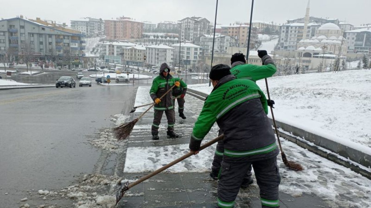 Ankara Haber; Mamak’ta Karakış Kendini Gösterdi! Mamak Belediyesi tüm ekipleriyle, karla mücadele ediyor...