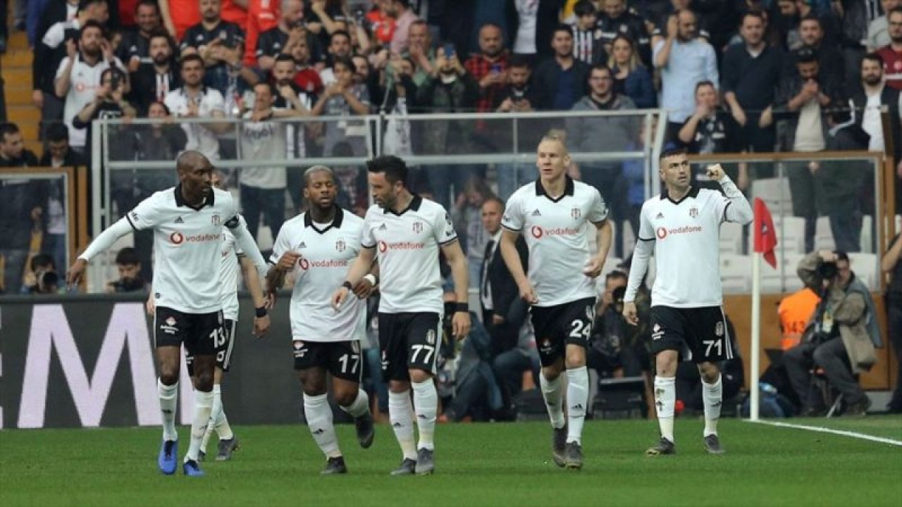 Beşiktaş Galibiyet Serisiyle Zirveye Bir Adım Daha Yaklaştı