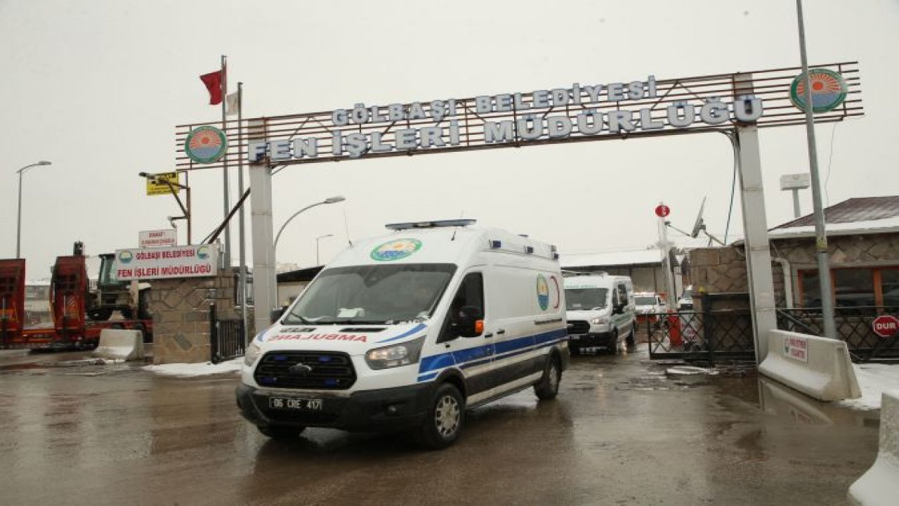 Ankara Haber: Gölbaşı'ndan Deprem bölgesine Ambulans, Kepçe ve Cenaze Aracı Desteği!
