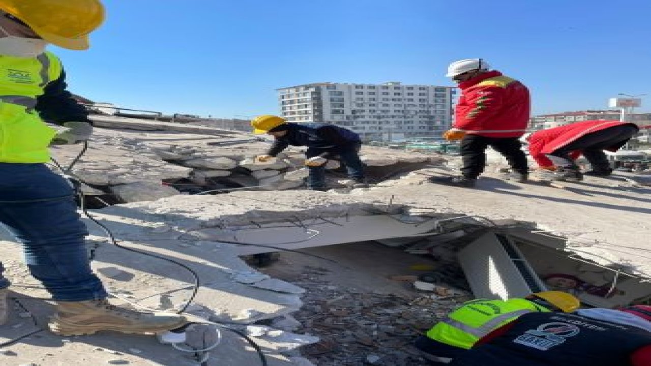 Ankara Haber: Hatay’da 2 Kişi Daha Sincan Belediyesi Ekipleri Tarafından Kurtarıldı!