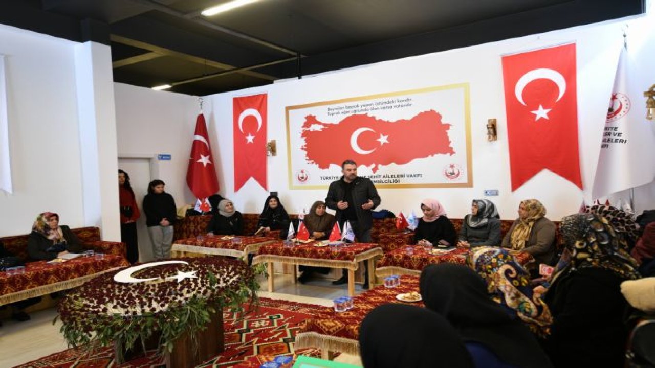 Ankara Haber: Ertuğrul Başkan’dan Şehit Anneleri ile Birlikte Depremzedelere Dua...