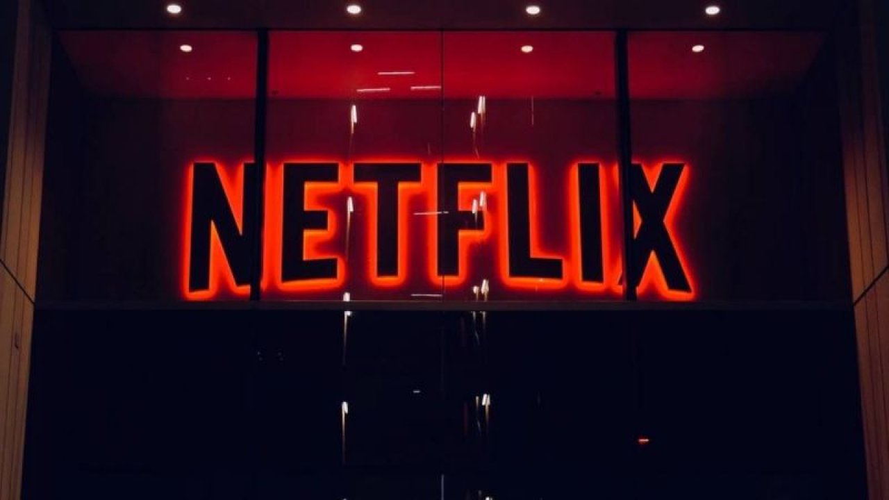Netflix’ten Türkiye’ye Bir Darbe Daha! Türkiye’yi Listenin İçerisine Bile Almadı… Görenler Çılgına Döndü!