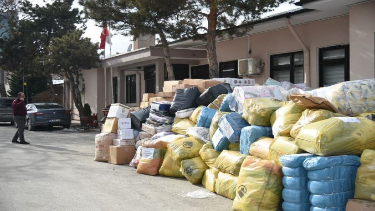Ankara Haber! Altındağ'dan Deprem Bölgelerine 50 Tır Dev İnsani Yardım!