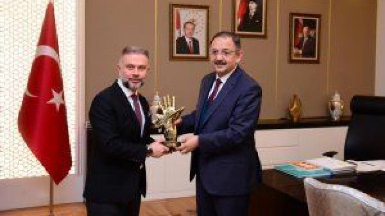 Kahramankazan Belediye Başkanı Ertürk Bakan Mehmet Özhaseki’yi Ziyaret Etti