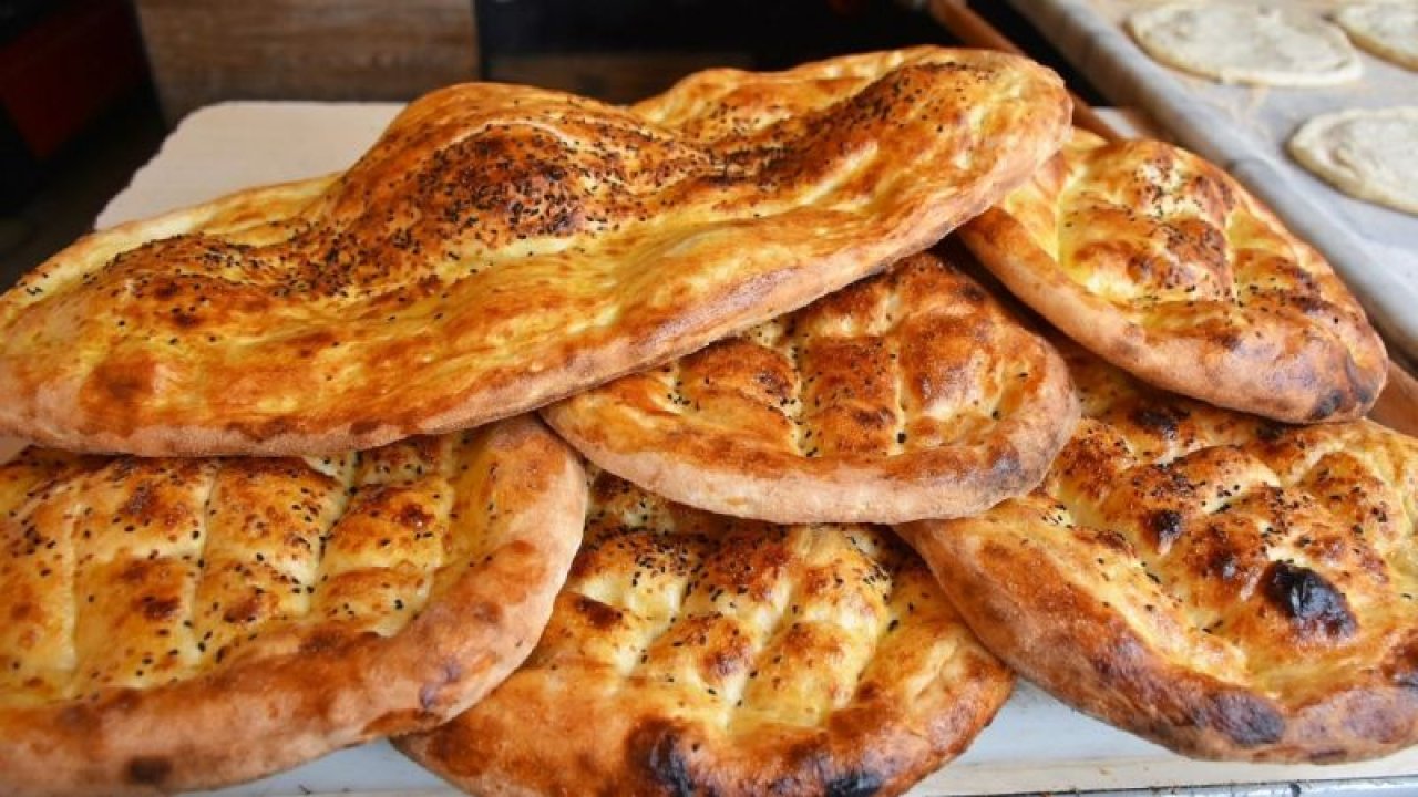 Ankara Ramazan Pidesi Fiyatı Ne Kadar? Sade ve Yumurtalı Ramazan Pidesi Fiyatları Belli Oldu! İşte 2023 Ramazan Pide Fiyatları!