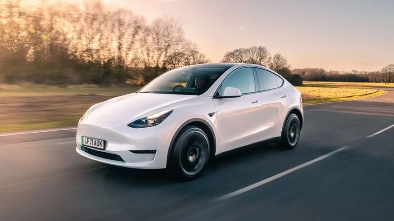 Tesla Türkiye'de Satışa Çıktı! Model Y Satış fiyatı belli oldu! Tesla, siparişi nasıl verilir, Kaparo Ne Kadar Yatırılıyor?