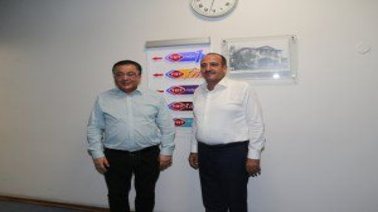 Gölbaşı Belediye Başkanı Fatih Duruay, TRT Radyo Haber’de Fatih Akbaba ile “İncir Çekirdeği” programının konuğu oldu