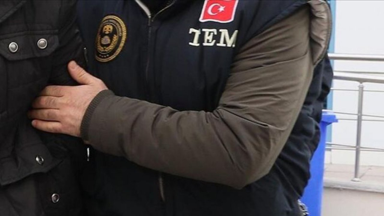 Ankara'da o terör örgütüne dev operasyon! Çok Sayıda Gözaltı var… Silahlar, mermi, örgütsel doküman ve dolarlar ele geçti!