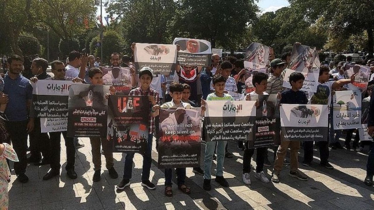 Yemenliler BAE’nin saldırılarını protesto etti