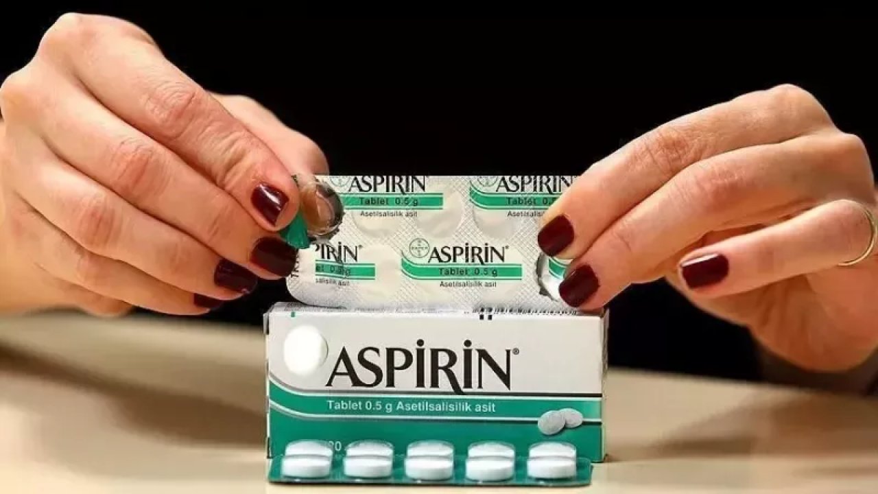 Çamaşırlardan Çıkmak Bilmeyen Lekeler İçin Aspirin Mucizesi! Sadece Bir Adet Aspirin Yetiyor!