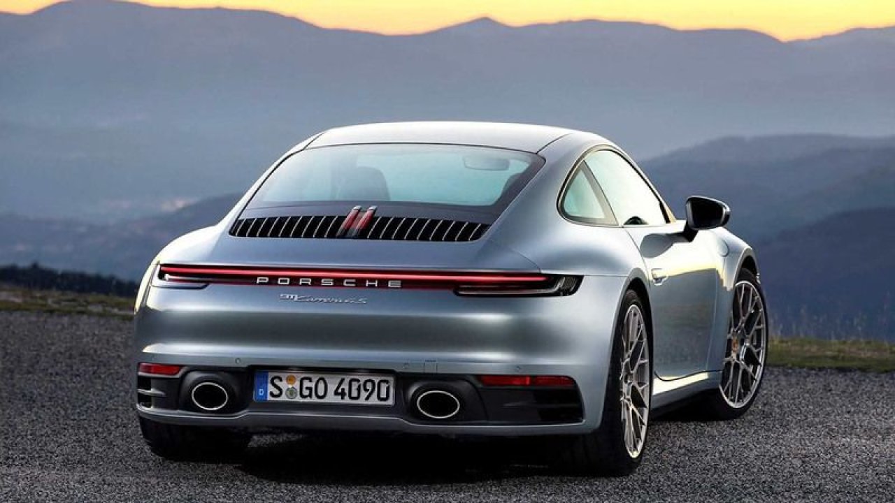 Alman otomotiv devi Porsche yeni logosunu tanıttı! Yenilenen tasarıma gelen yorumlar gündem oldu! “Bu nasıl değişim?”