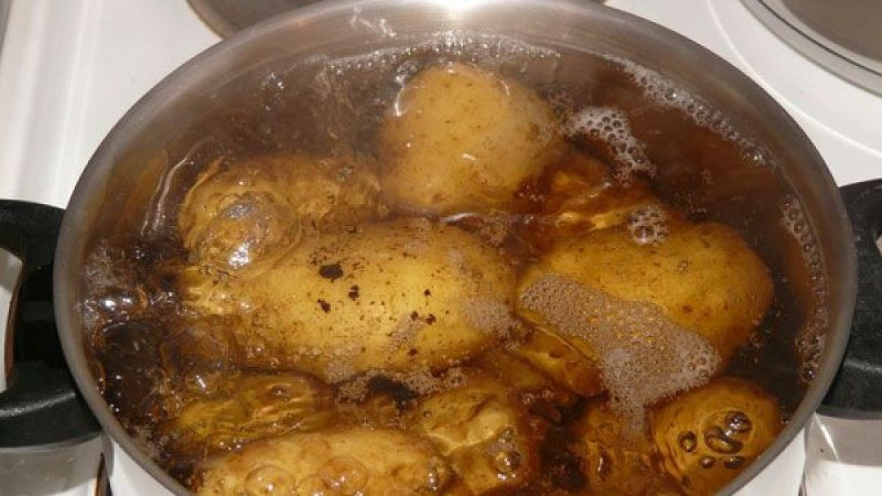 Çiğ Patates Suyu, Ülseri ve Gastriti Yok Ediyor: 21 Gün Çiğ Patates Suyu İçenin Mide Yarası, Ağrısı Kalmıyor…