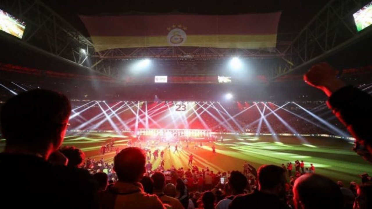 Galatasaray tarihi sponsorluk anlaşmasının detaylarını açıkladı! Kasayı Ağzına Kadar Doldurdu...