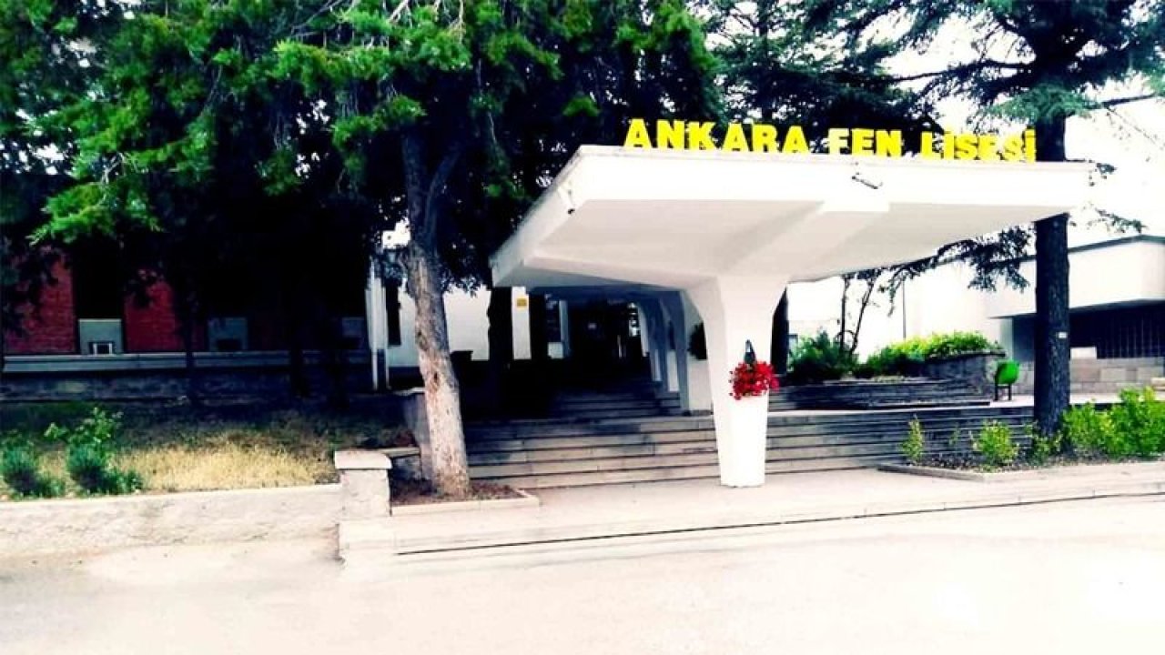 Türkiye'nin En İyi Fen Liseleri Açıklandı! Ankara Okulları Zirvede… Bakın Hangi Lise İlk Sırada!