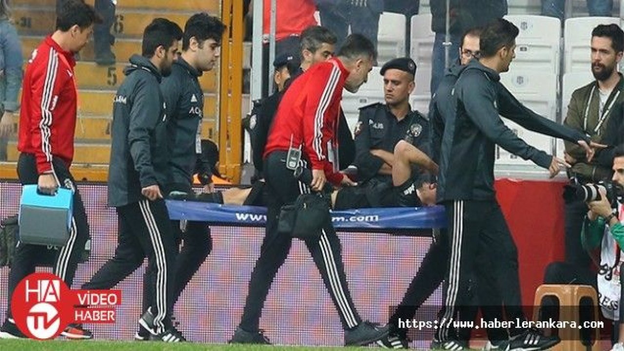 Beşiktaş'ta Dorukhan Toköz ameliyat edilecek