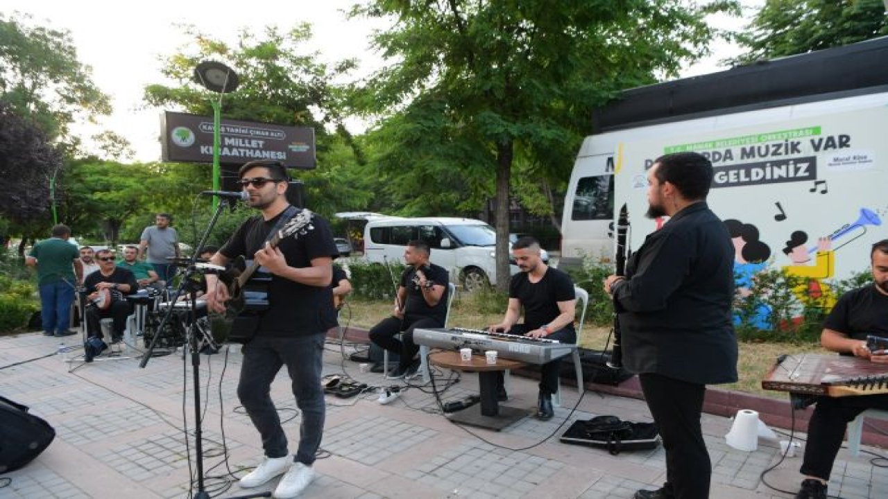Mamak Parklarında Neşeli Müzikler Çalıyor! Belediye Orkestrası Mini Konserler Veriyor...