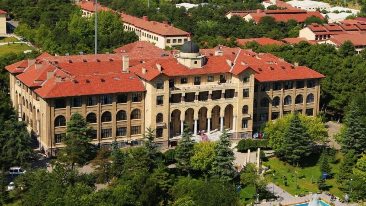 Türkiye'nin En İyi Devlet Üniversitelerin Listesi Yayınlandı! Ankara Devlet Üniversiteleri Zirvede… Bakın Hangi Devlet Üniversitesi İlk Sırada!