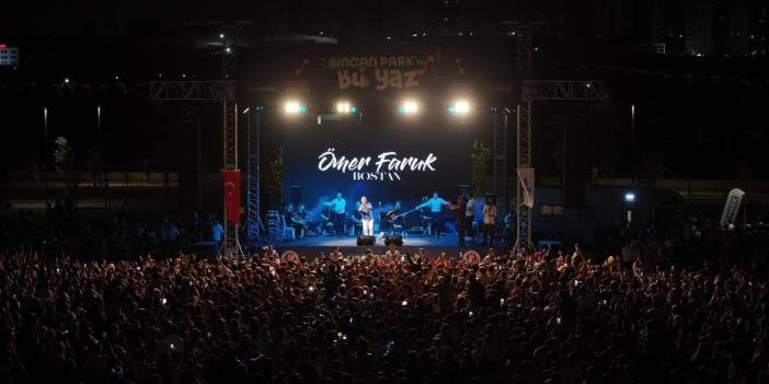 Sincan’da Festival Rüzgarı! Ömer Faruk Bostan Sahne Aldı, Erik Dalı’yla Coşku Zirve Yaptı!