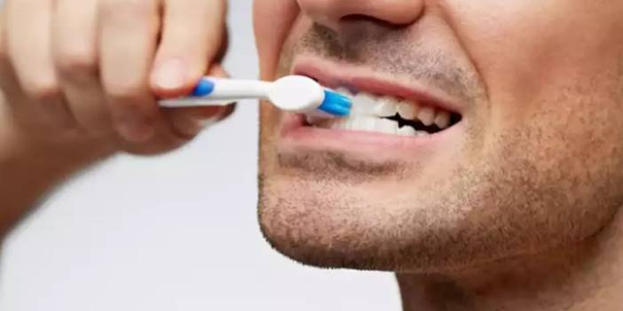 Diş Fırçalamak Orucu Bozar mı? Ramazan’da Ağız Temizliği Nasıl Olmalı? İşte Doğru Bilinen Yanlışlar...