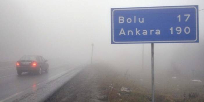 Ankara-İstanbul Yolunda "Sis" Alarmı: Karanlıkdere Ve Bakacak Mevkilerinde Göz Gözü Görmüyor.