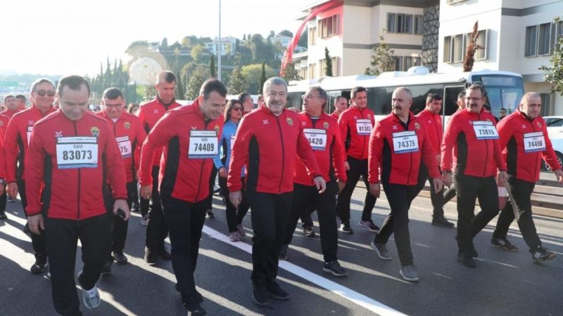 Bin 200 polis İstanbul maratonunda