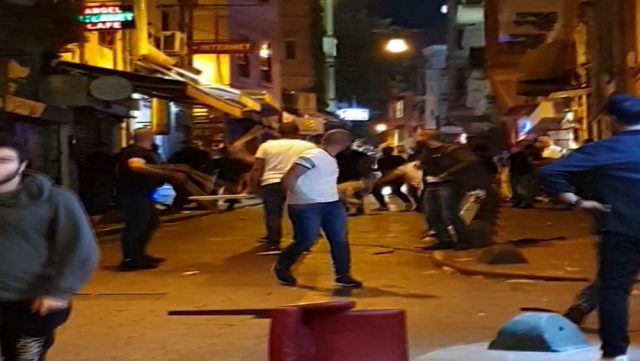 Suriyeliler İstanbul'da Kaos Çıkardı: Demir ve Sopalarla Saldırdılar