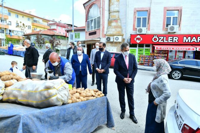 Ankara Gölbaşı Belediyesi Kredi Yurtlar Kurumunda iftar açtı