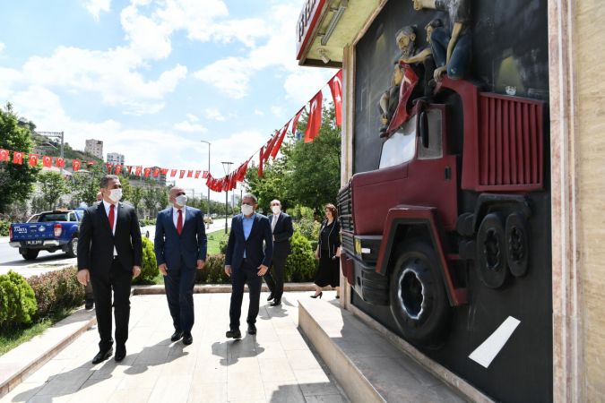Mamak Belediyesi’nden 15 Temmuz Konulu Sergi - Ankara