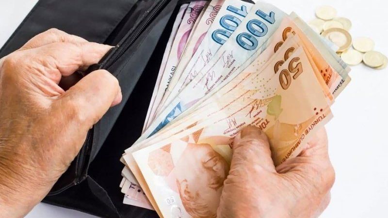 Yapı Kredi'den emeklilere 1.500 liraya varan nakit promosyon