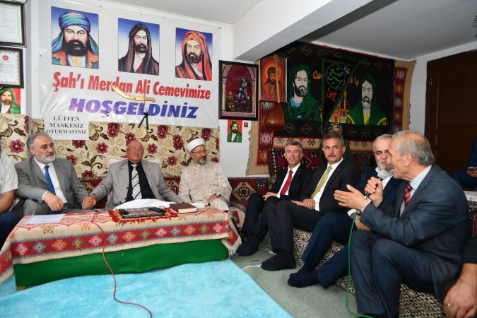 Diyanet İşleri Başkanı Ali Erbaş ve Başkan Köse Cemevini Ziyaret Ettiler!