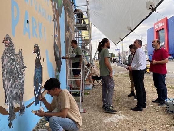 Pursaklar'da Duvarlar Sanat Eserine Dönüşüyor...