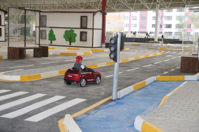 Ankara’nın Başkent Oluşunun 99. Yılında Gölbaşı Belediyesi Çocuk Trafik Eğitim Parkı’nı Açıyor...