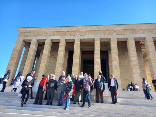 Ankara Haber; Keçiören Gönül Köşkü Huzurevi Sakinleri Anıtkabir’i Ziyaret Etti...