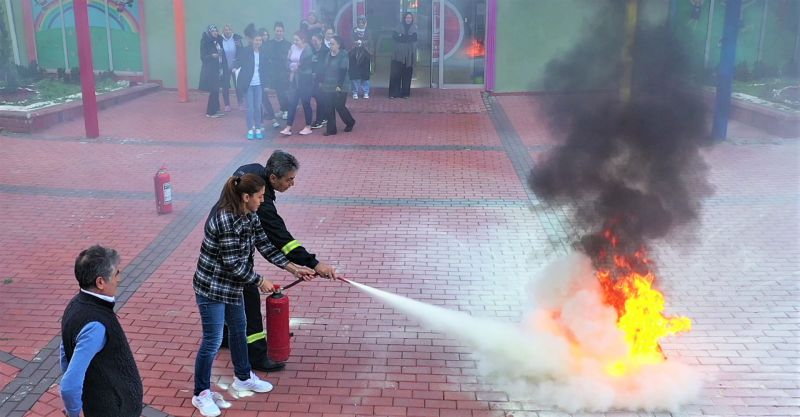 Ankara Haber; Keçiören Gül Kreş Adası’nda Uygulamalı Yangın Tatbikatı...