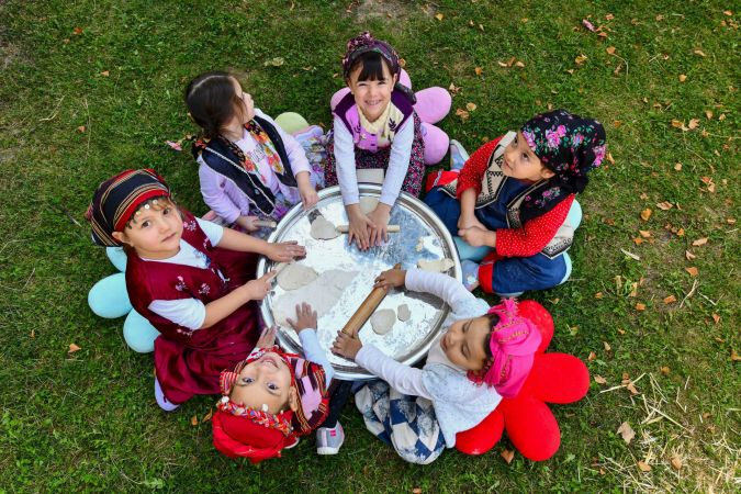 LÖSEV İstanbul'u turuncu aydınlattı