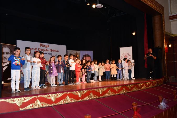 Ankara Haber; Kütüphane Dostu Mamak’ta “Dünya Çocuk Kitapları Haftası” Kutlandı...