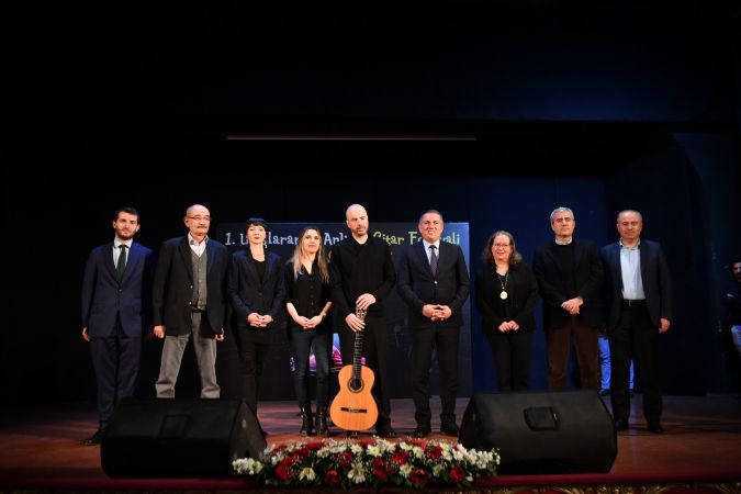 Ankara Haber; Mamak’ta Gitar Rüzgarı Esti! Ankara Gitar Festivali Musiki Muallim Mektebi’nde yapıldı...