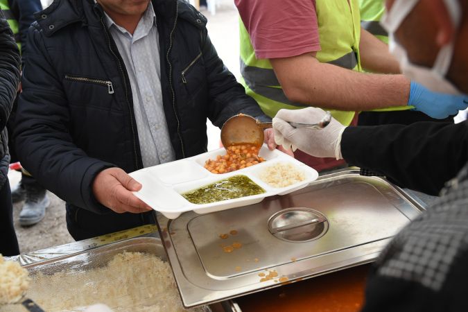 Ankara Haber: Altındağ Belediyesi'nden 320 Bin Kişiye Sıcak Yemek...