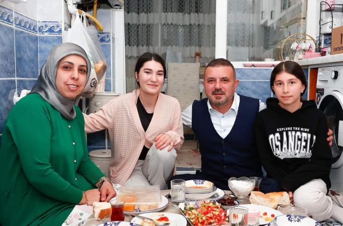 Ankara Haber: Sincan Belediye Başkanı Ercan Ramazan’da da Esnafın Yanında...