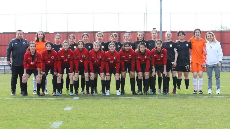Gençlerbirliği Kadın Futbol Takımı galip geldi