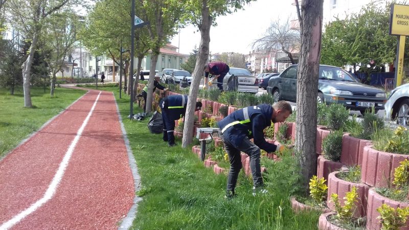 Ankara Haber: Pursaklar Bahar Çiçekleri İle Süsleniyor...